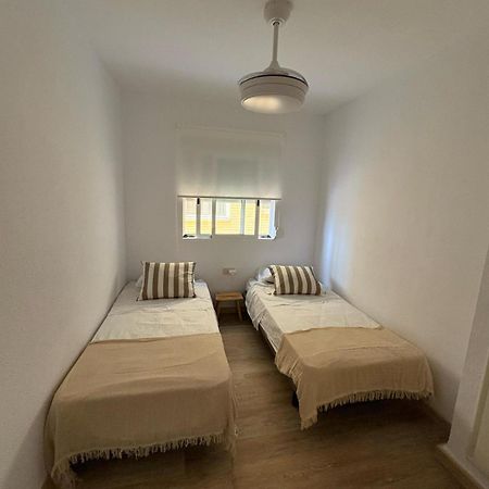 Apartamento 1ª Linea En Playa De Gandia Bagian luar foto